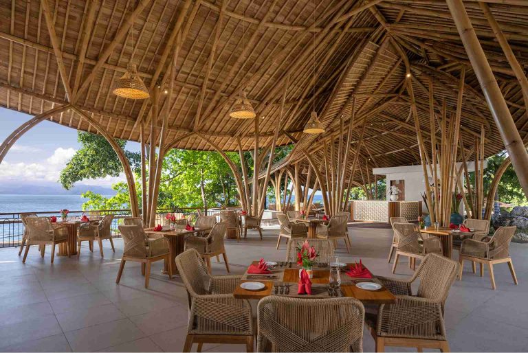 Solara Restaurant at Giri Sea Cliff Penida